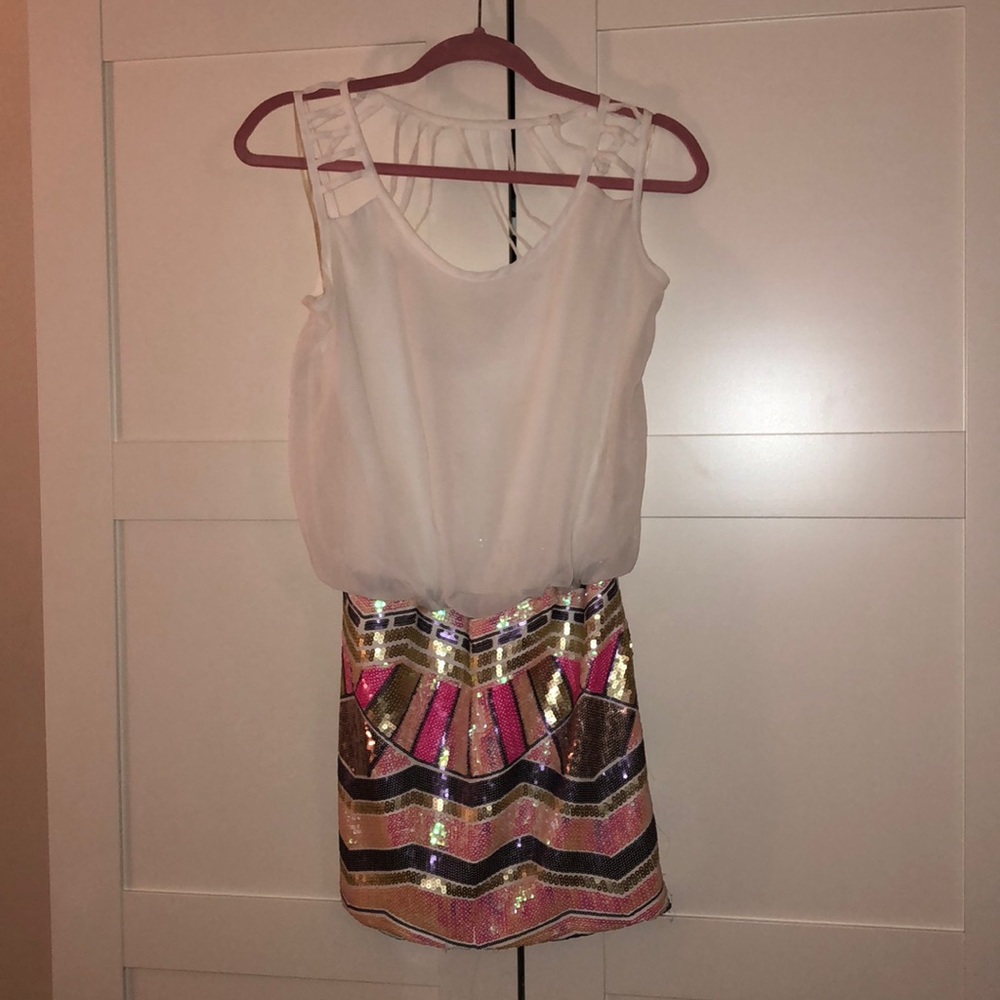 Mid thigh dress